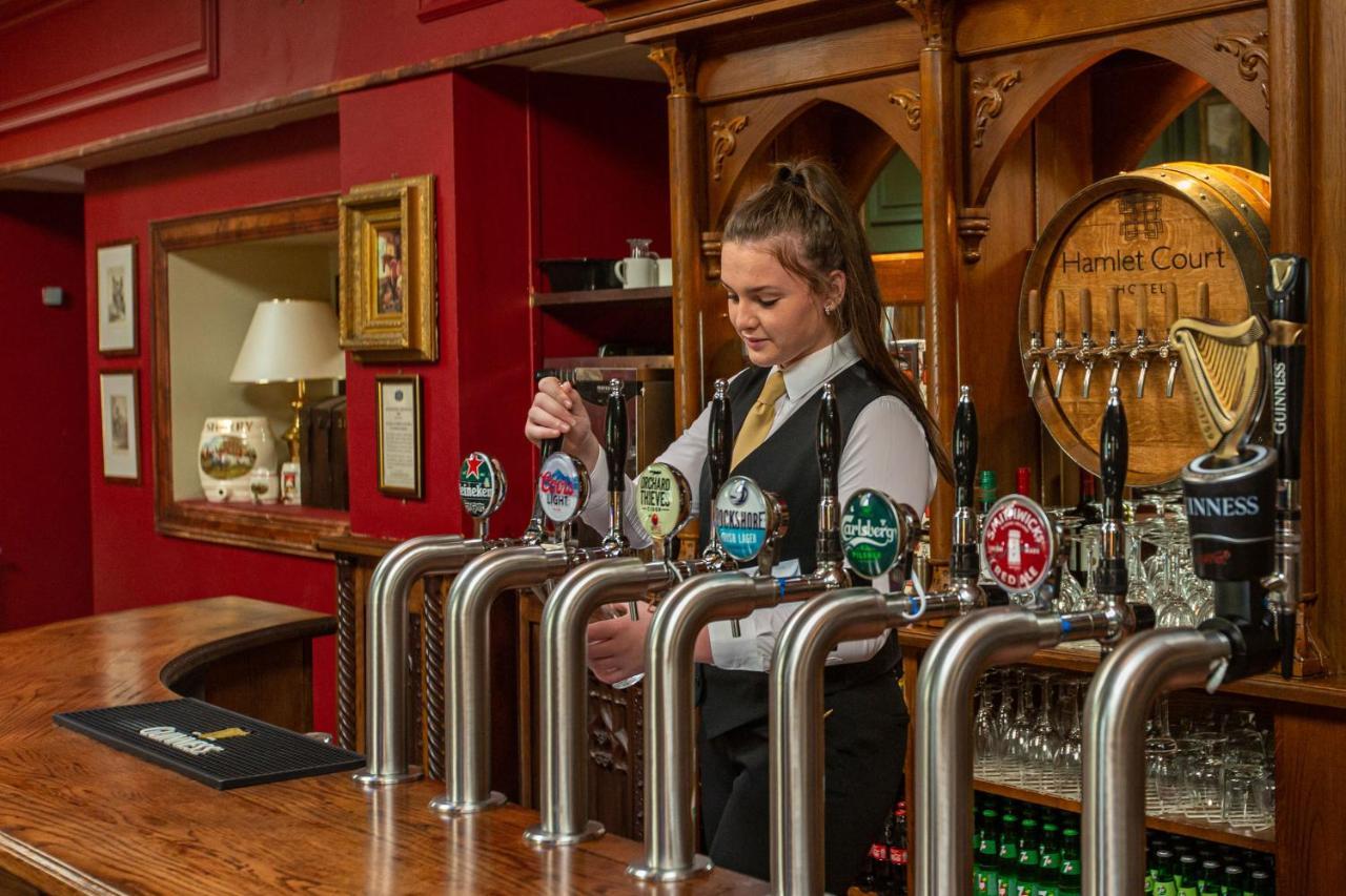Hamlet Court Hotel Johnstown Bridge Экстерьер фото