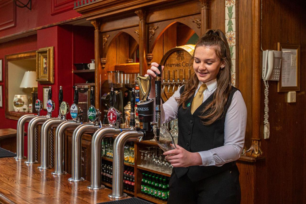 Hamlet Court Hotel Johnstown Bridge Экстерьер фото